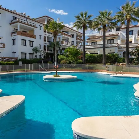 Calahonda Park With Pool By Costarentals - Ref 91 شقة