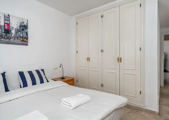 Calahonda Park With Pool By Costarentals - Ref 91 *