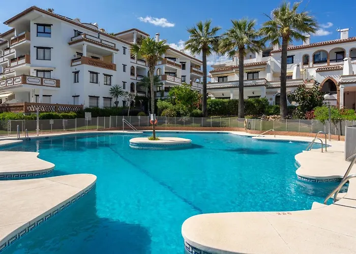 Calahonda Park With Pool By Costarentals - Ref 91 Appartement